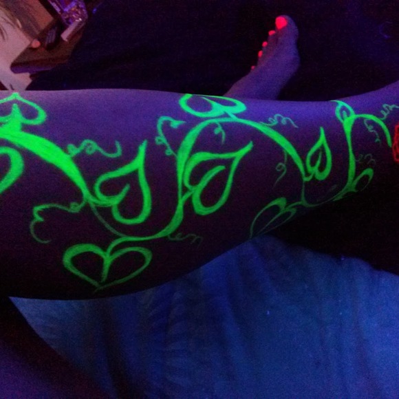 Meet your Posher, Heather - Picture 1 of 1